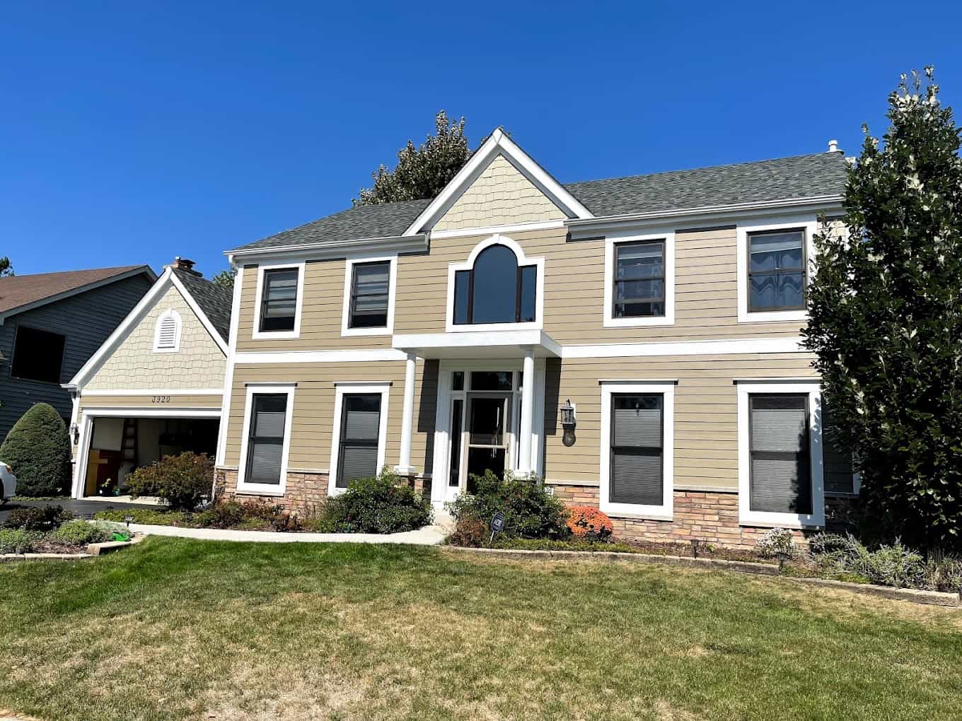 2021-09-29 large house exterior